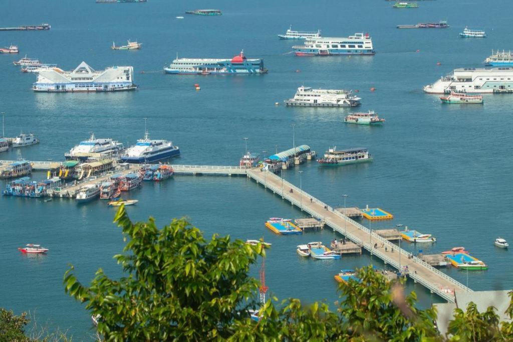 Suncity Hotel Pattaya Exterior photo